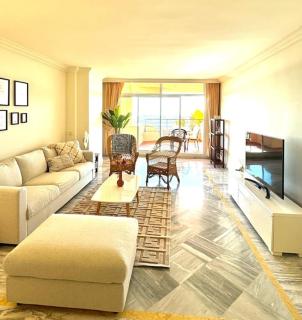 Magna Marbella 2 Bed apt with speacular sea views - 8