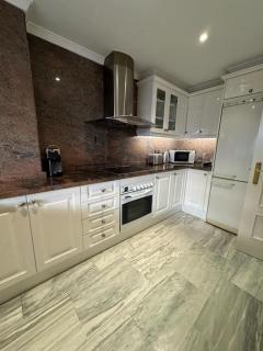 Magna Marbella 2 Bed apt with speacular sea views - Marbella - 2