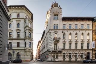 Ikonik Parlament - Budapest - 8