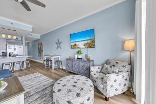 Laketown Wharf Penthouse 2026 - Panama City Beach - 1