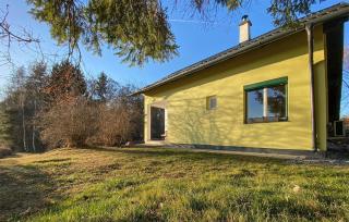 Ferienhaus In Ruhiger Lage - - 1