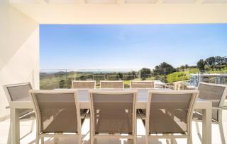 3 Bedroom Amazing Apartment In Estepona - 1