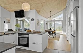 Lovely Home In Hadsund With Kitchen - 2