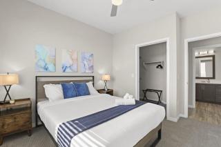 Cozysuites Paradise under the palms with Pool! 21 - Phoenix - 2