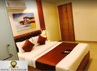 Grandeur By Avion Palace Near T2 International Airport - Mumbai - 0