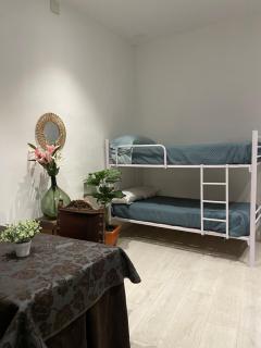 Apartamentos Cuna - Seville - 1