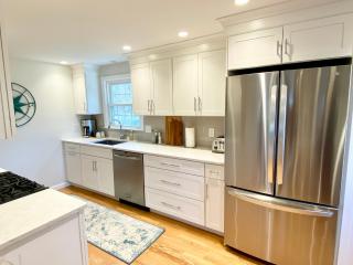 3BR House; 5 min drive to Mayflower Beach - Dennis - 3
