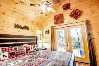 Helen's Hideaway-Wooded seclusion 1 mile to Deep Creek Smoky Mtn Park - Bryson City - 1