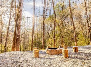 Helen's Hideaway-Wooded seclusion 1 mile to Deep Creek Smoky Mtn Park - Bryson City - 8