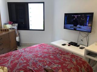 RIVIERA: M3 KINGSTON TOWN 61, Frente à Praia, Pé na Grama, Vista para o Mar e Piscina, 2Suites+2Dorms, 3Banh, 2Gar, Ar, Wi-Fi, Tela de Proteção, Varanda Gourmet Churrasqueira, até 8-14Hóspedes - Bertioga - 4