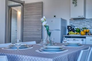 IzzHome Cozy Sunflowers - Pula - 4