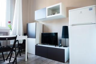 [10min to Downtown] Bright and Stylish apartment - 7