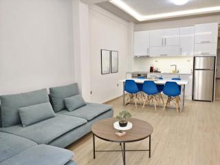 City Center Apartment with a Modern Breeze - Tessalónica - 6