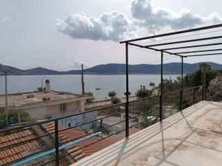 Oli's Sea House - Salamina - 2