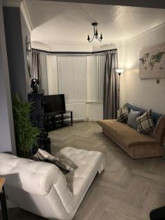 Manor House - Belfast - 4
