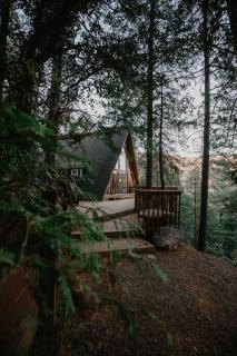 Shasta A Frame Cabin with a View - Lakehead - 2