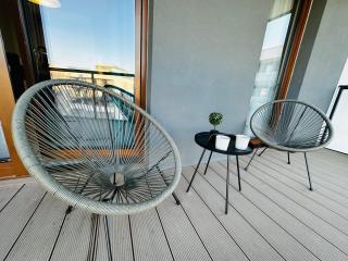 Warsaw Inside Airport & Business - 2