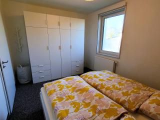 geräumige, moderne Ferienwohnung mit PKW- und Fahrradstellplatz - FeWo Nordland - 4