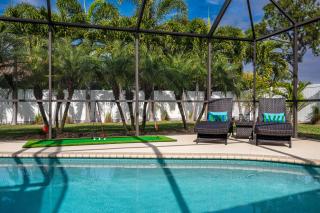 NEW! House of Palms! Private Pool Home! Short Drive to AMI - Bradenton - 6