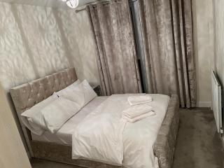 Love a staycation 2 bed apartment - Maidenhead - 2
