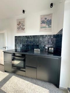 Exklusives City Apartment - Balkon - 24h Check-in - 2