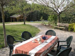Charme de la pierre, pour cette maison de vacances - Grane - 8