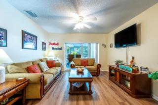 Montauks Point! Private pool home 10 min drive to Anna Maria beaches! - Bradenton - 1