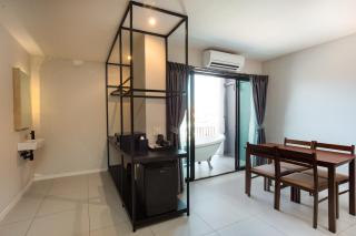 BOOK Design Hotel - 4