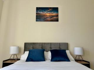 Two Bedroom Holiday Home - Merton - 1