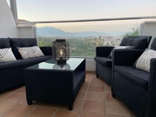 Precioso apartamento con vistas a mar y montaña en Manilva - Manilva - 3
