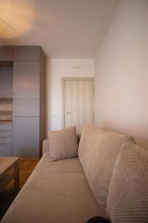 Laurel Apartments - Bar - 7
