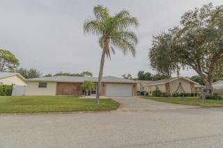 Sea Salt Retreat! Private pool home in Bradenton just 5 miles from Anna Maria! - 5