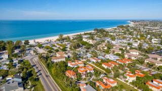 Sweet Home Anna Maria! Private pool home less than 5 min walk to beach! - 4