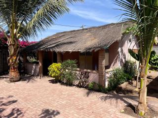 Amas Bungalow with internett - Batukunku - 4
