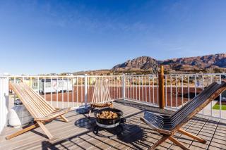 Starboard Tiny Home - Apple Valley - 7
