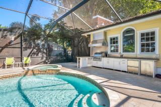 The Plantation House! Waterfront view! Free pool heat! - 7