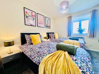 The Cosy Cove in Chelmsford by Artisan Stays I Weekly or Monthly Stay Offer I Free Parking I Sleeps 5 - Chelmsford - 0