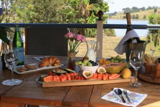 Lakefront Stone Cottage - Yungaburra - 4