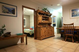 Lakefront Stone Cottage - Yungaburra - 6