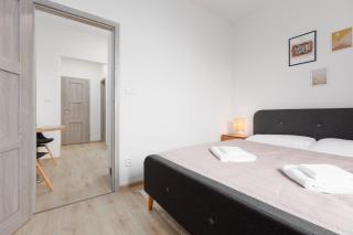 2 bedrooms apartment with kitchen near the subway - Prague - 1