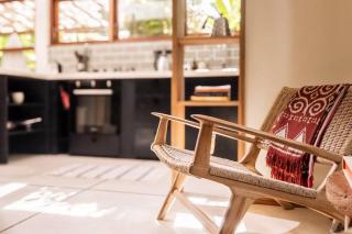 Mahira - Charming 1BR Home with Living Room and Full Kitchen, nestled in Quiet Uluwatu Jungle - Uluwatu - 3