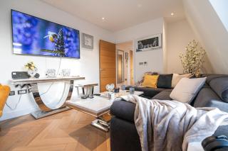 Stunning 1-Bedroom Penthouse in Marble Arch 72 - Londra - 7