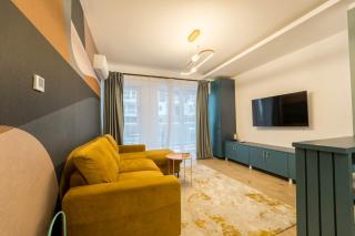 Blue Spot - Chic Pipera Getaway with Balcony - 3