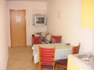 Apartments with parking space Baska, Krk - 22687 - 2