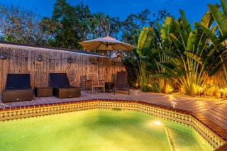 Villa Bella! Amazing pool home with cabana just minutes from downtown! - Bradenton - 8