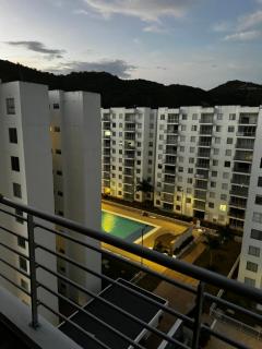 Aqualina Orange Girardot, décimo piso - Girardot - 5