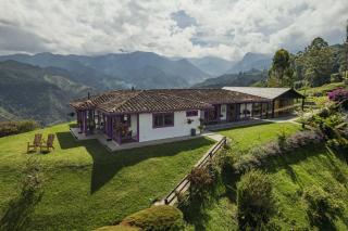 La Casa en las Nubes - 4