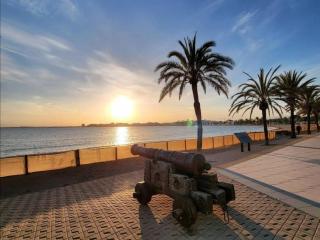 3353 - BELLEZZA III 2- B3, FANTÁSTICO APARTAMENTO CON VISTAS INMEJORABLES ORIENTACION SUR,AL MAR, CERCA DEL CAMINO DE RONDA Y DEL CASTILLO TRINITAT. - ES-258-27 - Roses - 4
