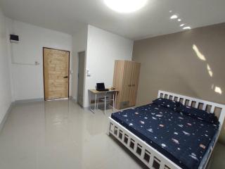 Flourish Homes ฟลอริชโฮมส์ ห้องพัก มอเกษตร สกลนคร - 6