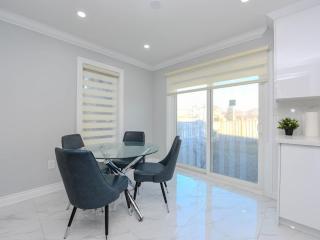 Elegant Home in Mississauga - Mississauga - 4